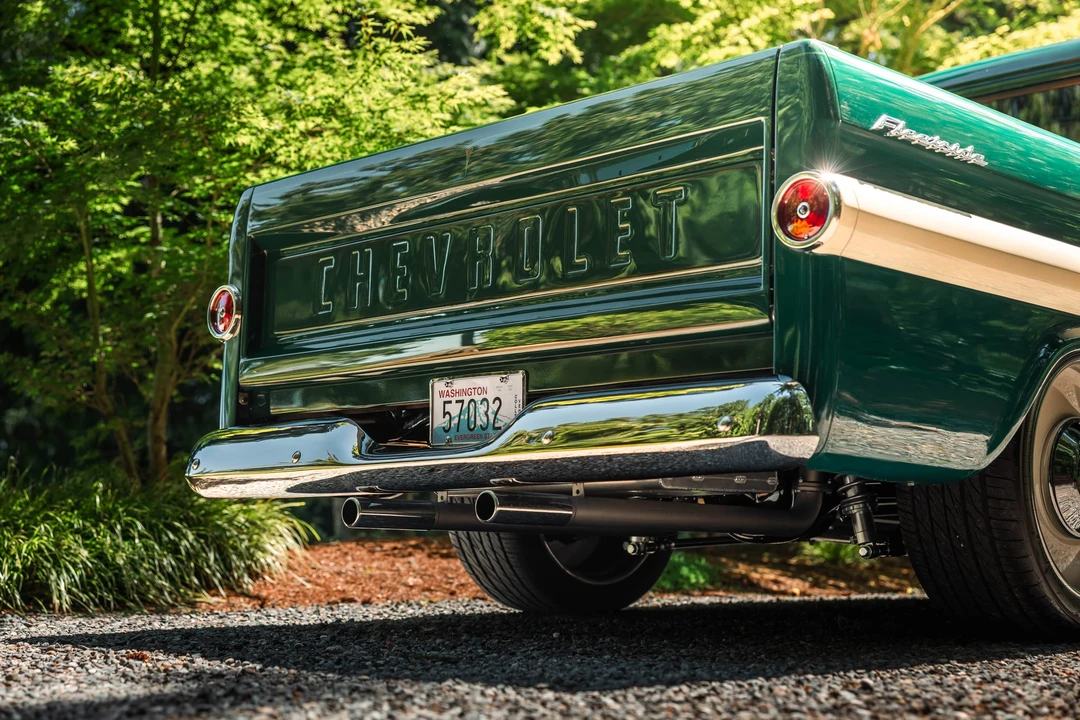 1958 Chevrolet Task Force - Image 28 of 31