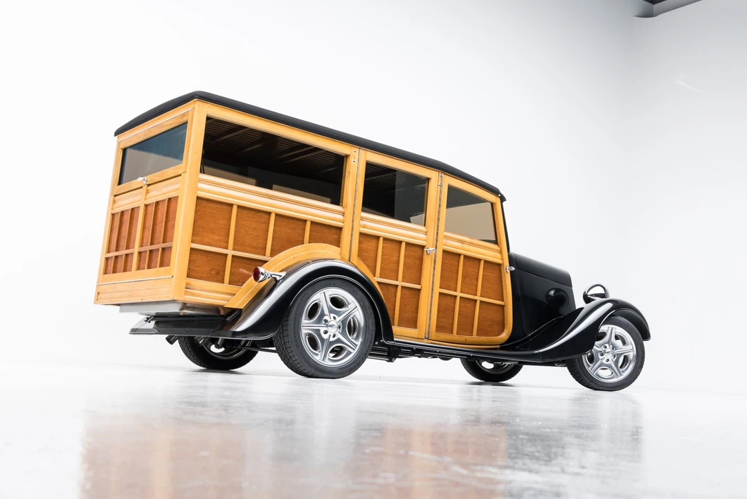 1934 Ford Model 18 & 40 - Image 10 of 31