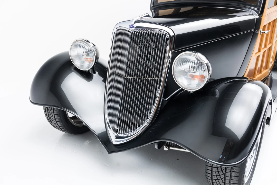 1934 Ford Model 18 & 40 - Image 15 of 31