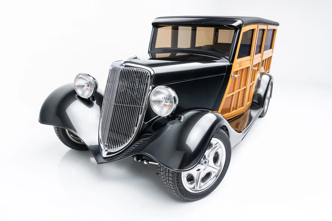 1934 Ford Model 18 & 40 - Image 2 of 31