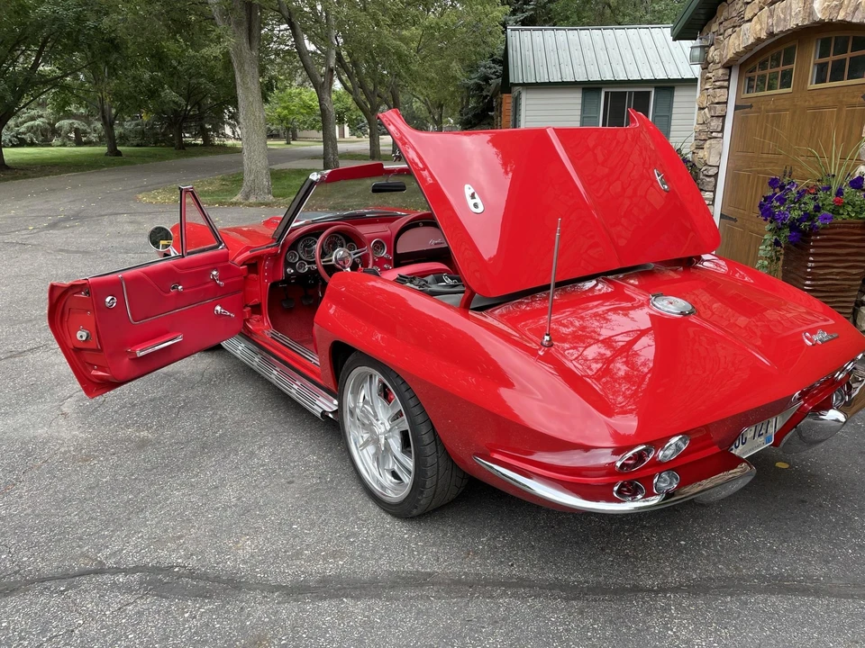 1964 Chevrolet Corvette C2 - Image 18 of 31