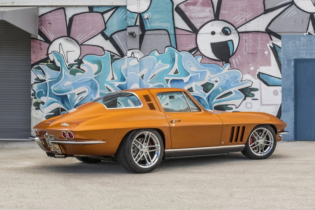 1965 Chevrolet Corvette C2 - Image 15 of 31
