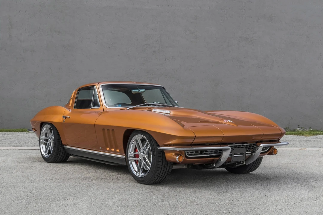 1965 Chevrolet Corvette C2 - Image 9 of 31