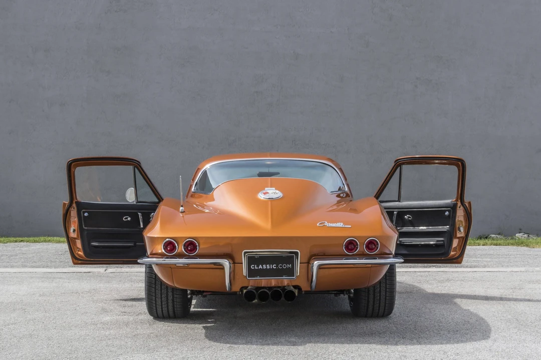 1965 Chevrolet Corvette C2 - Image 16 of 31