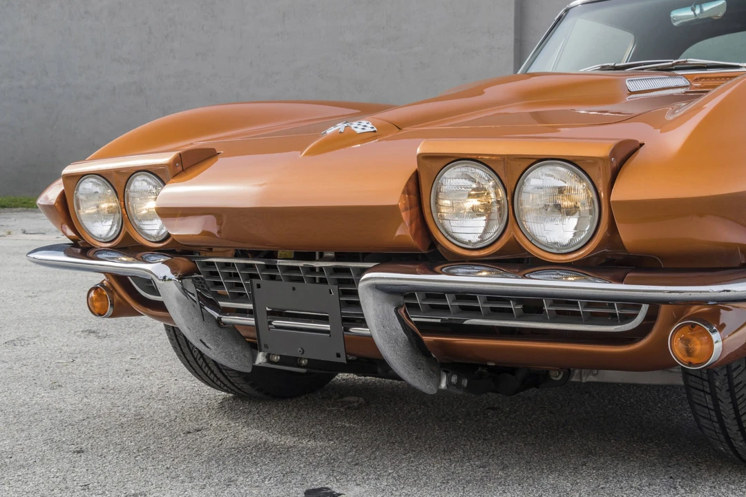1965 Chevrolet Corvette C2 - Image 17 of 31