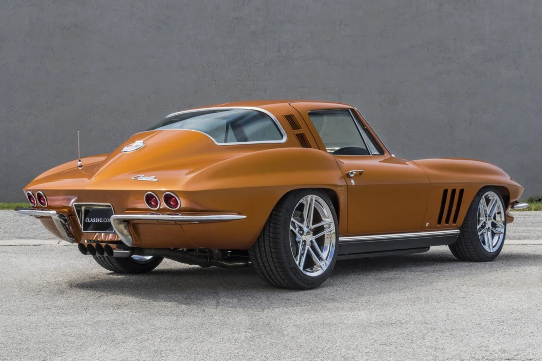 1965 Chevrolet Corvette C2 - Image 7 of 31