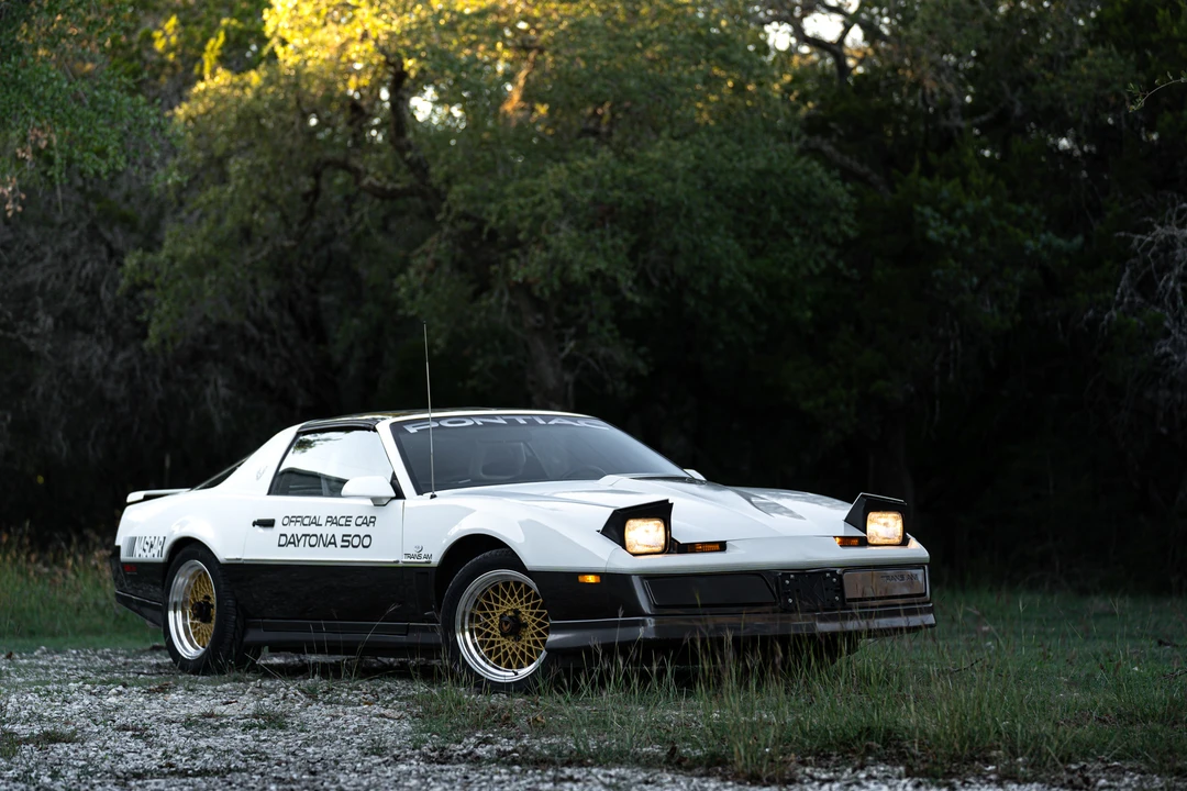 1983 Pontiac Firebird Trans Am 3rd Gen - Image 11 of 31
