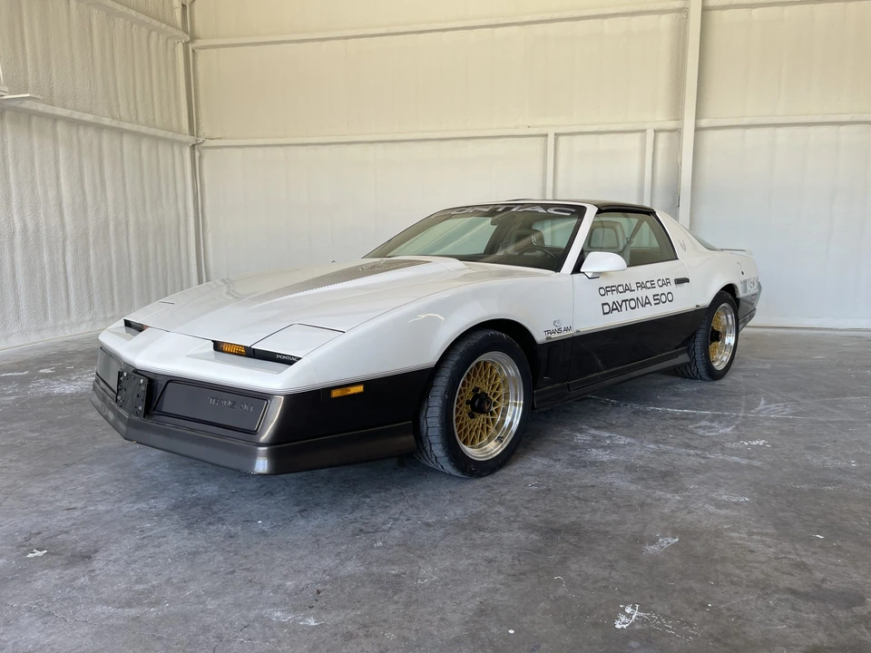 1983 Pontiac Firebird Trans Am 3rd Gen - Image 18 of 31