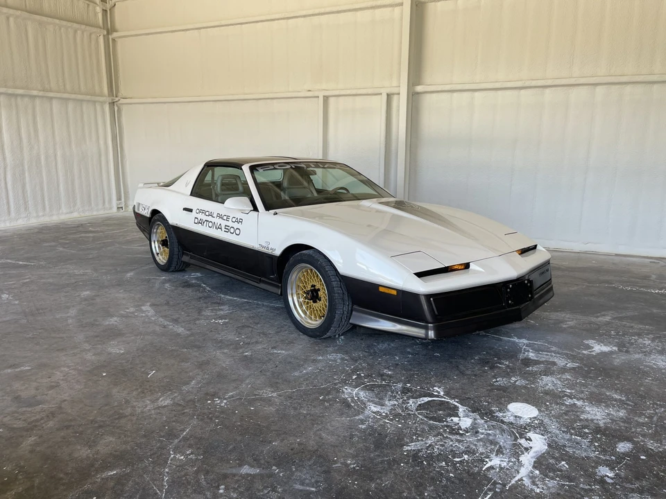 1983 Pontiac Firebird Trans Am 3rd Gen - Image 27 of 31