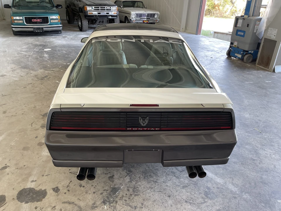 1983 Pontiac Firebird Trans Am 3rd Gen - Image 22 of 31