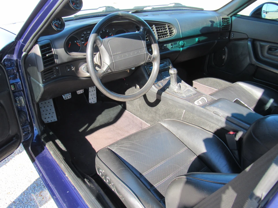 1987 Porsche 944 Turbo - Image 16 of 31