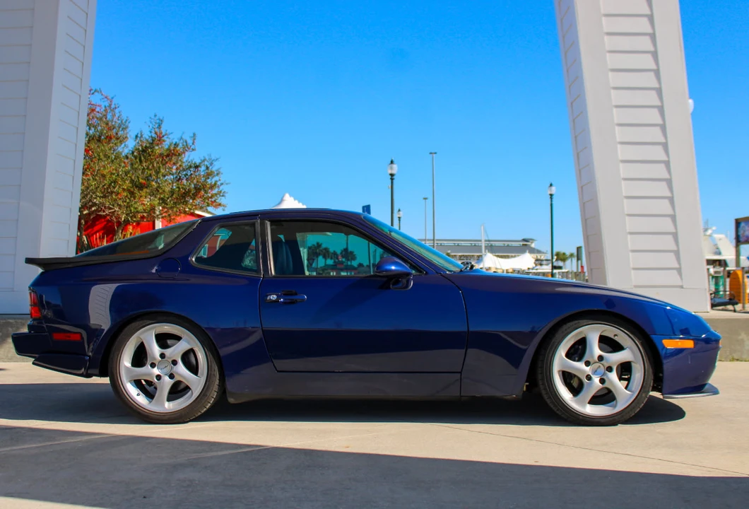 1987 Porsche 944 Turbo - Image 4 of 31