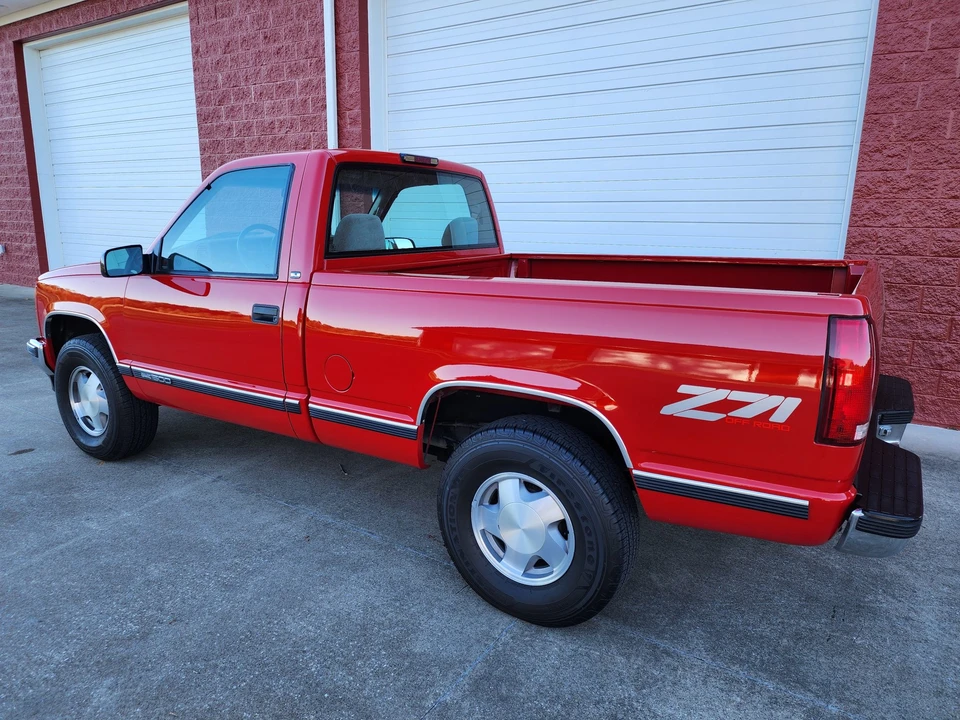 1997 GMC Sierra 1st Gen - Image 19 of 31