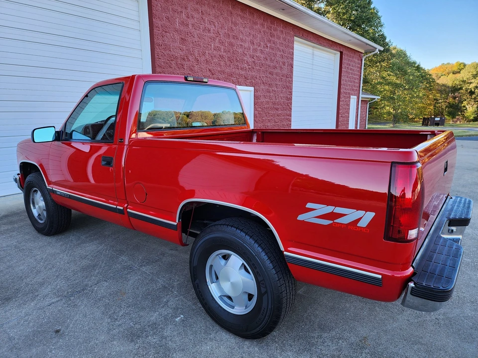 1997 GMC Sierra 1st Gen - Image 18 of 31