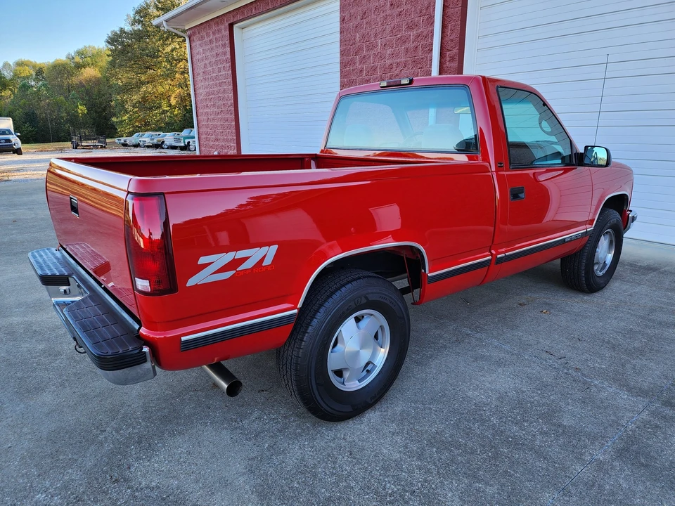 1997 GMC Sierra 1st Gen - Image 13 of 31