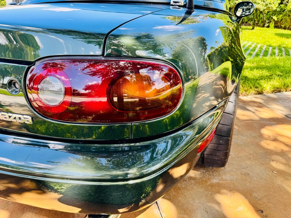 1997 Mazda NA MX-5 Miata - Image 21 of 31