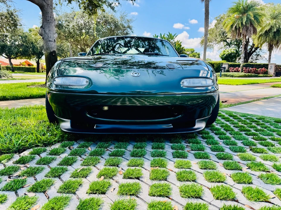1997 Mazda NA MX-5 Miata - Image 2 of 31