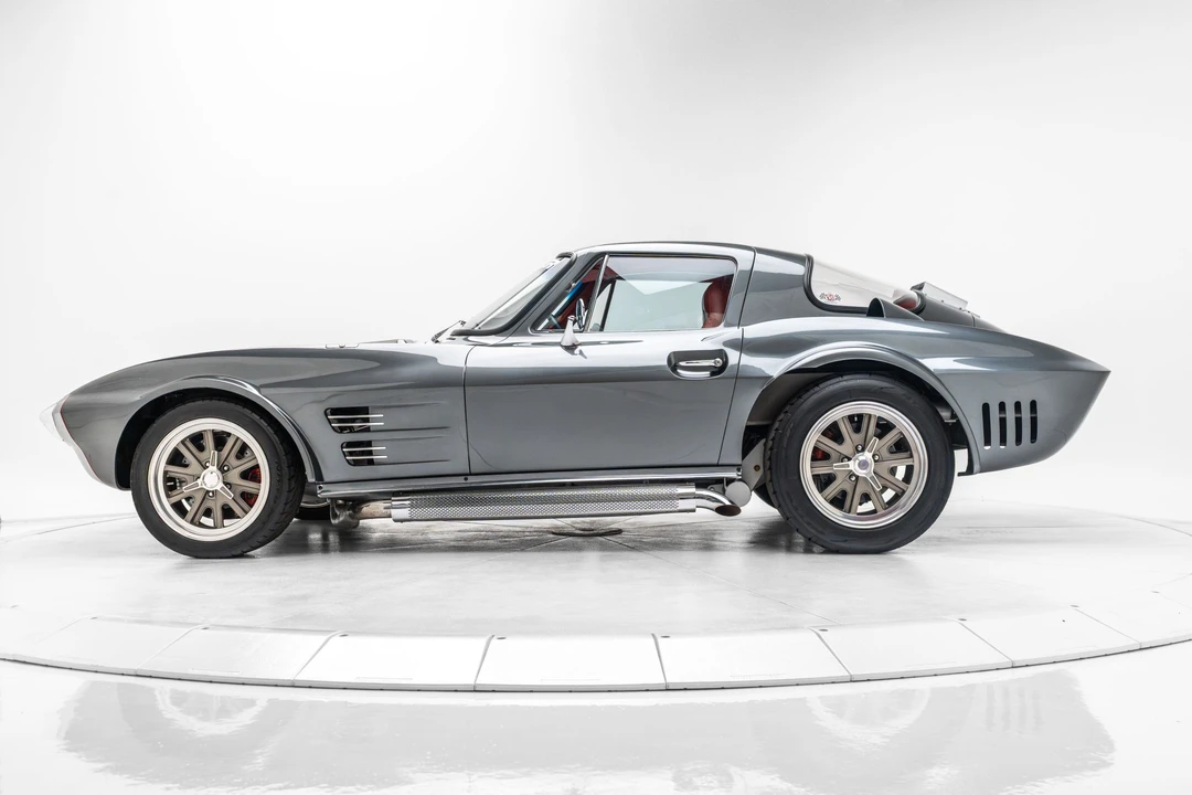 1963 Chevrolet Corvette C2 - Image 5 of 31