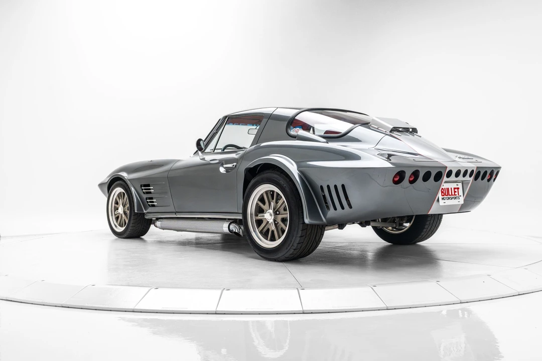 1963 Chevrolet Corvette C2 - Image 6 of 31