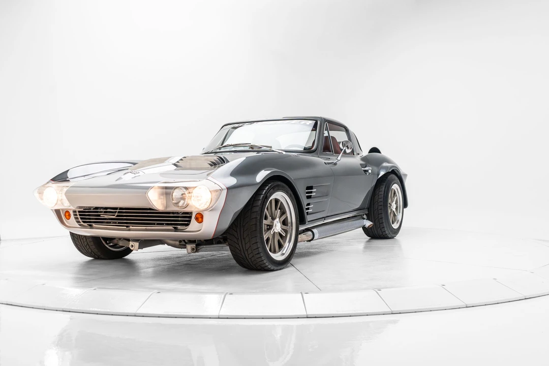 1963 Chevrolet Corvette C2 - Image 18 of 31
