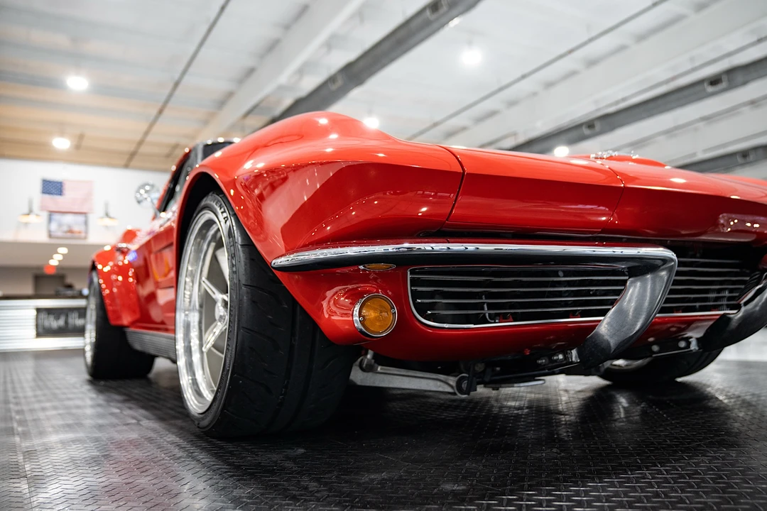 1963 Chevrolet Corvette C2 - Image 19 of 31