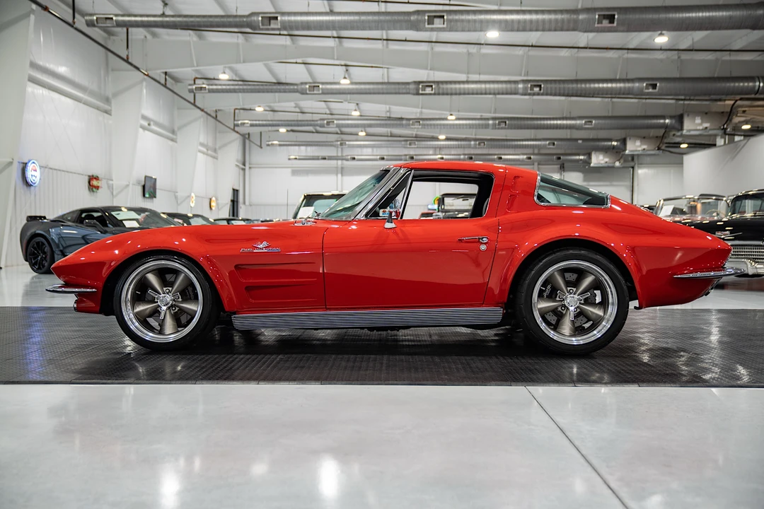 1963 Chevrolet Corvette C2 - Image 5 of 31