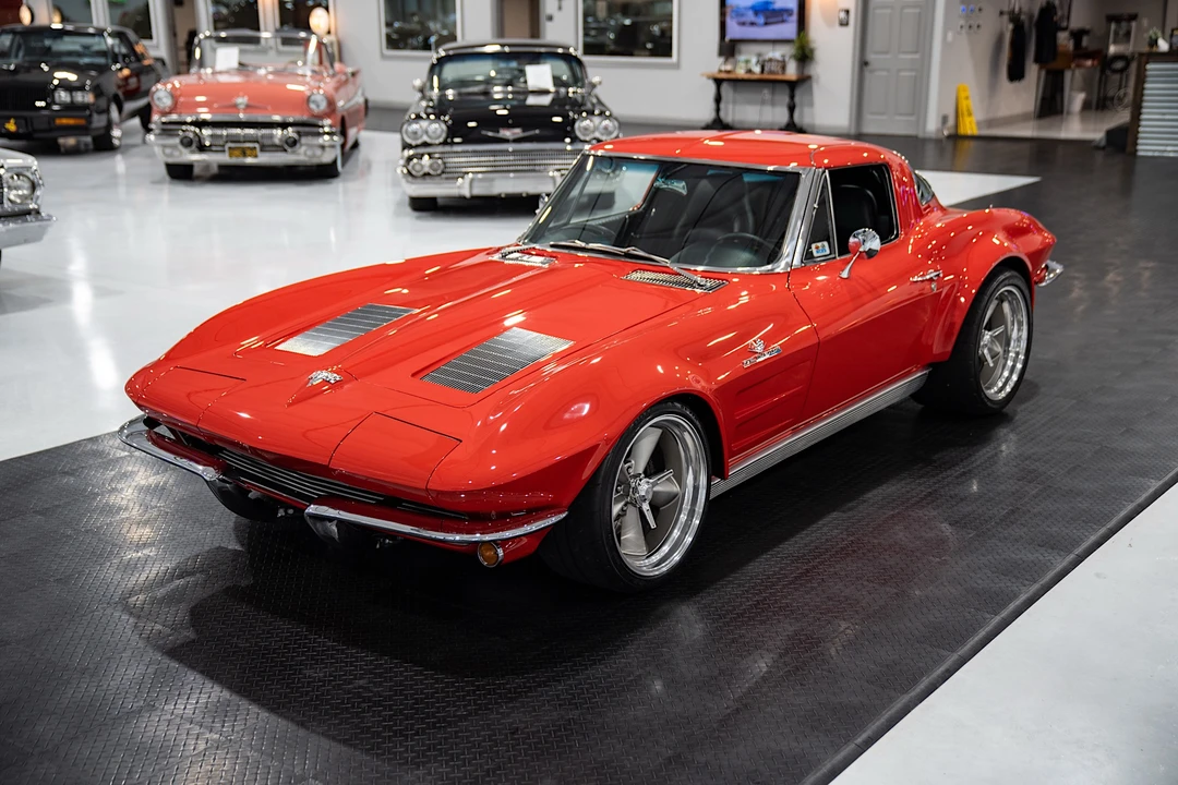 1963 Chevrolet Corvette C2 - Image 4 of 31