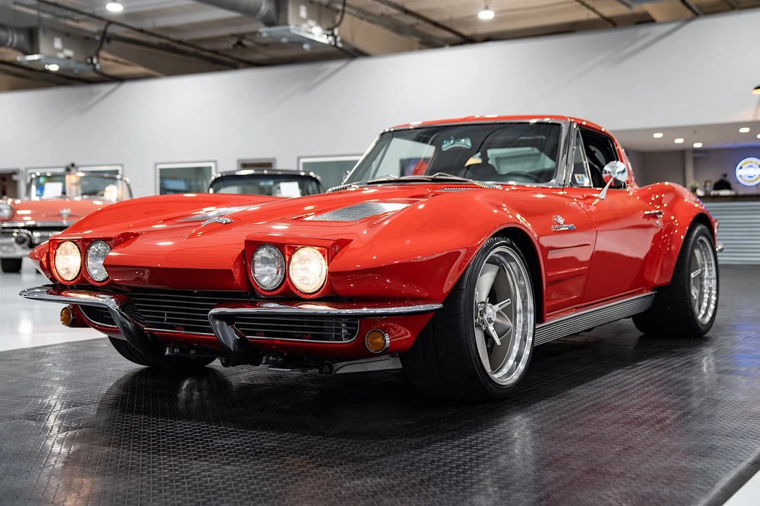 1963 Chevrolet Corvette C2 - Image 23 of 31