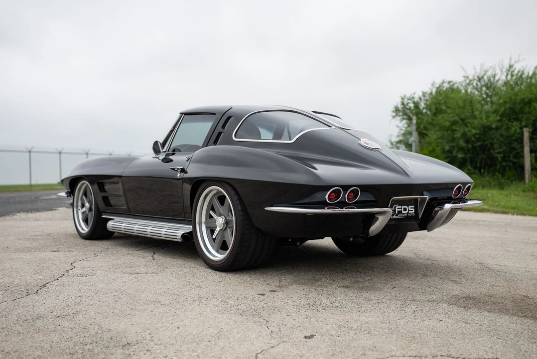 1963 Chevrolet Corvette C2 - Image 14 of 31