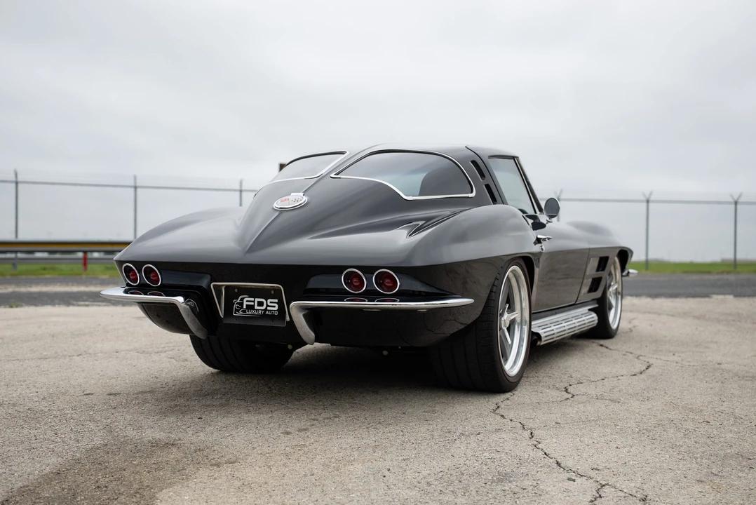 1963 Chevrolet Corvette C2 - Image 11 of 31