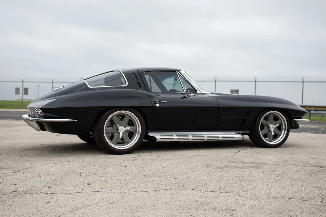 1963 Chevrolet Corvette C2 - Image 9 of 31