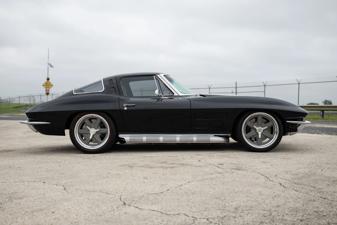 1963 Chevrolet Corvette C2 - Image 8 of 31