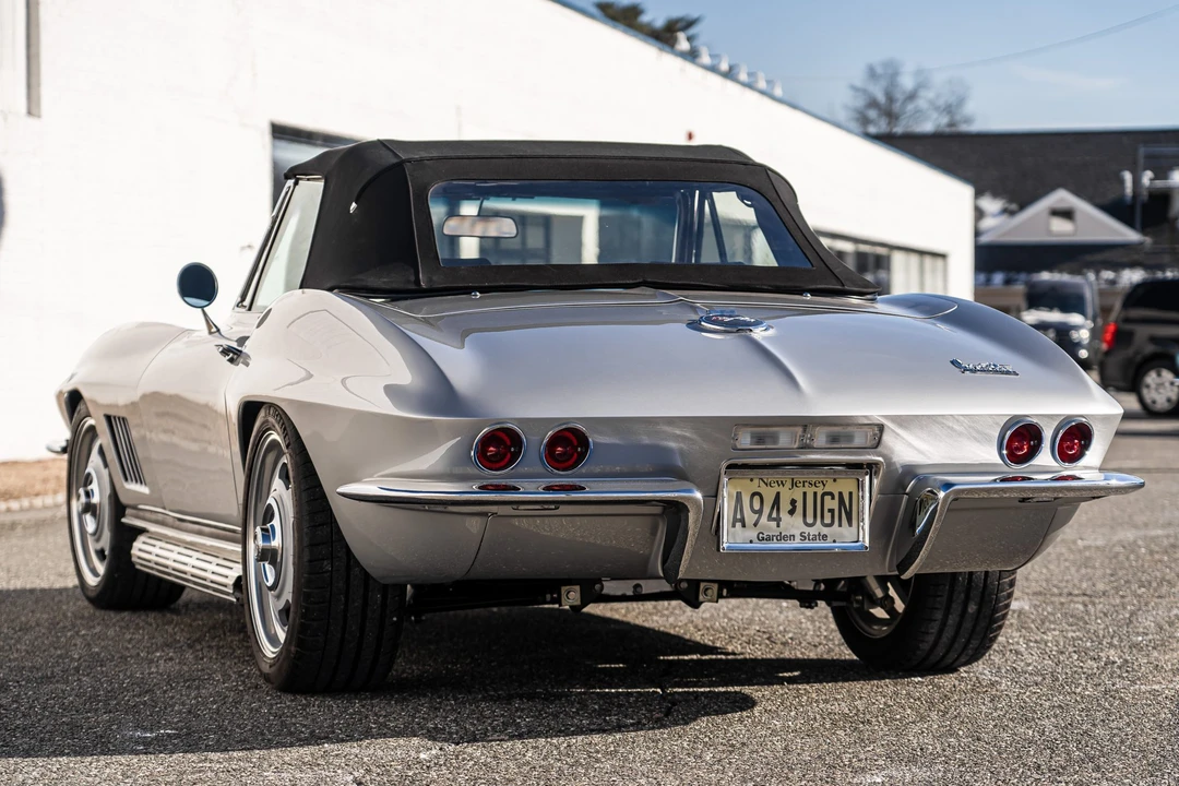 1964 Chevrolet Corvette C2 - Image 22 of 31
