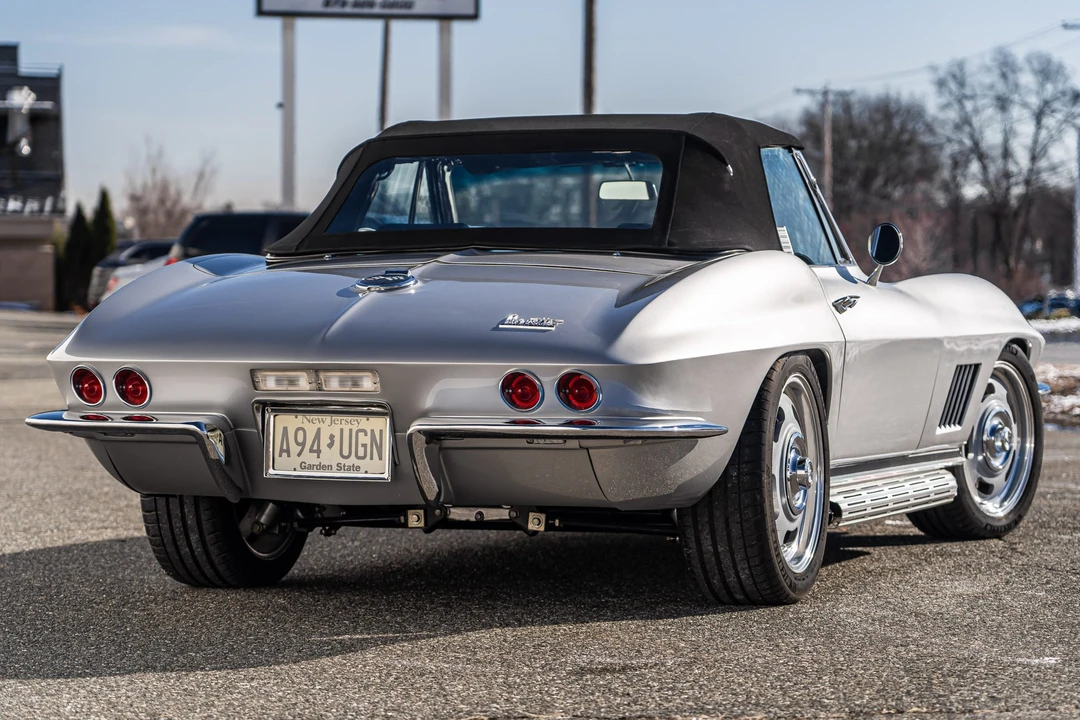 1964 Chevrolet Corvette C2 - Image 19 of 31