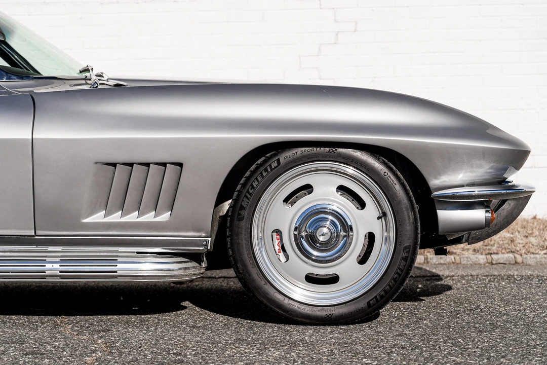 1964 Chevrolet Corvette C2 - Image 30 of 31