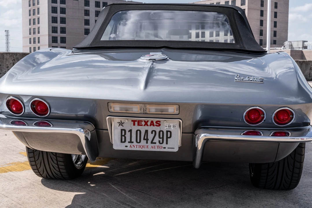 1964 Chevrolet Corvette C2 - Image 30 of 31