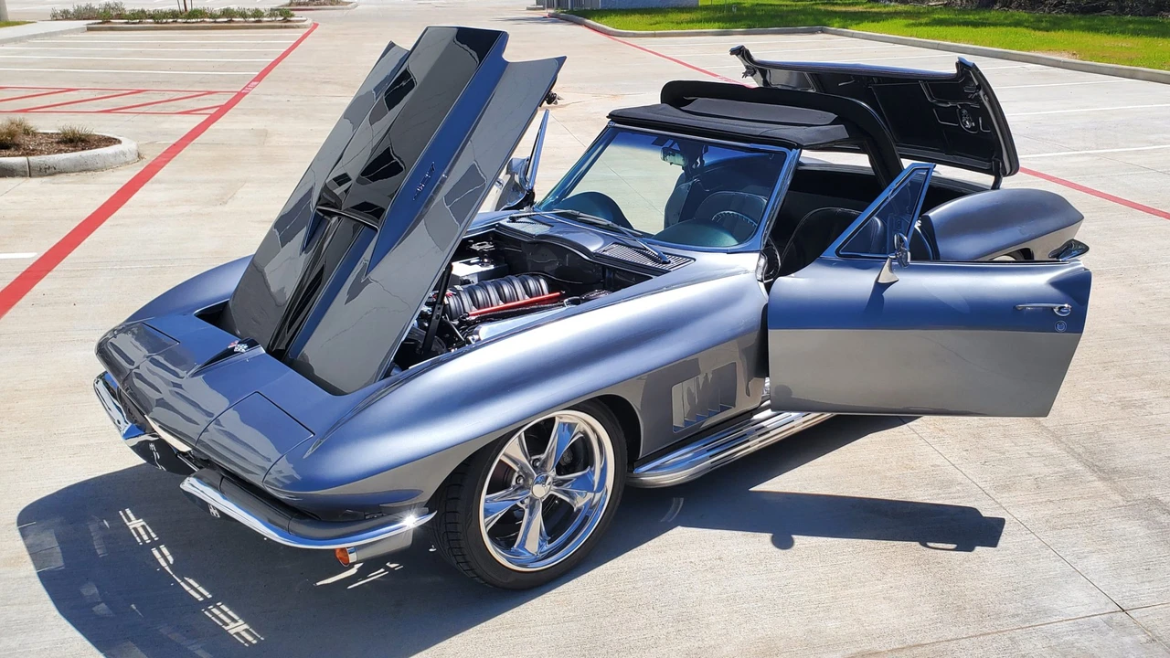 1964 Chevrolet Corvette C2 - Image 17 of 31