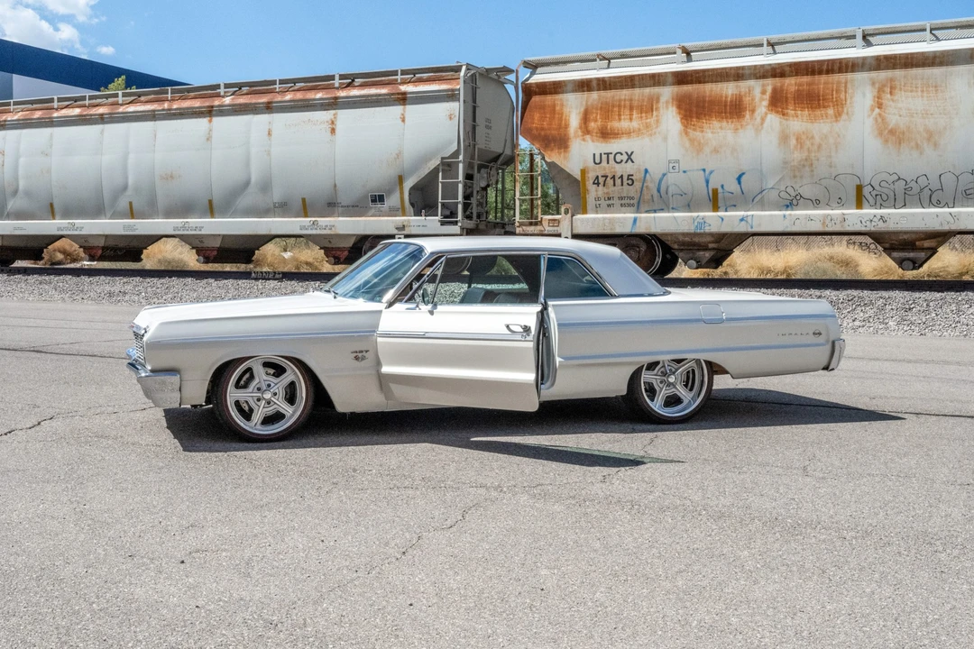 1964 Chevrolet Impala SS 3rd Gen - Image 13 of 31
