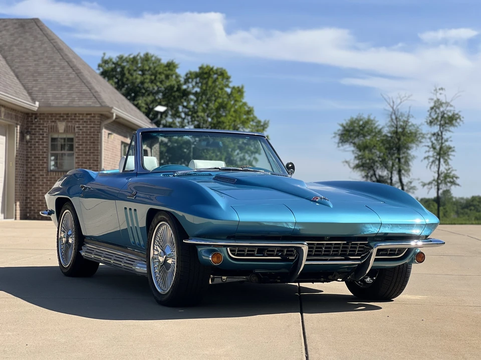 1965 Chevrolet Corvette C2 - Image 7 of 31