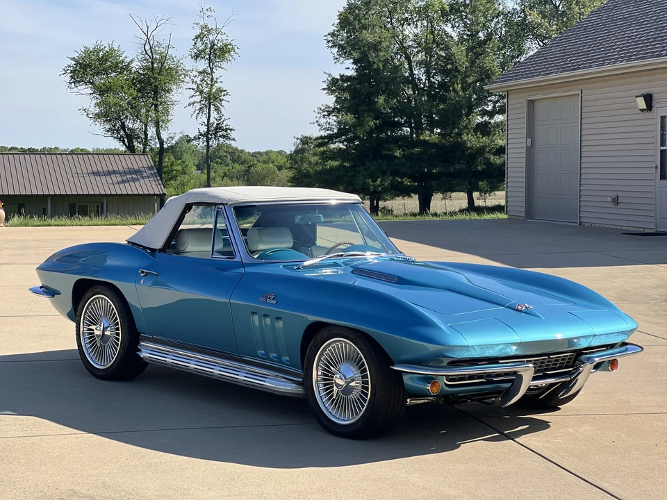 1965 Chevrolet Corvette C2 - Image 29 of 31