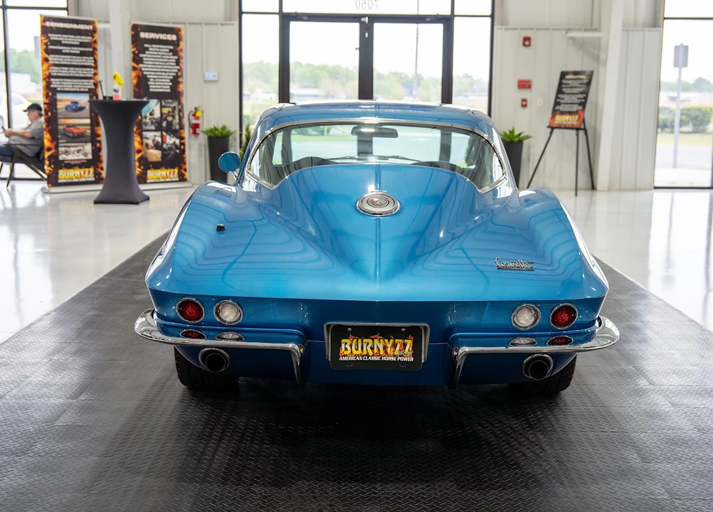 1966 Chevrolet Corvette C2 - Image 10 of 31
