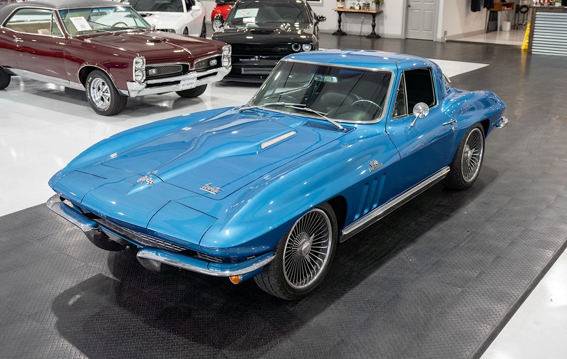 1966 Chevrolet Corvette C2 - Image 5 of 31