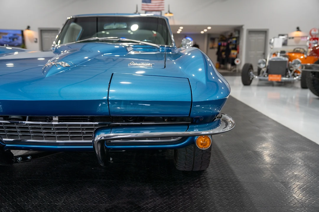 1966 Chevrolet Corvette C2 - Image 21 of 31