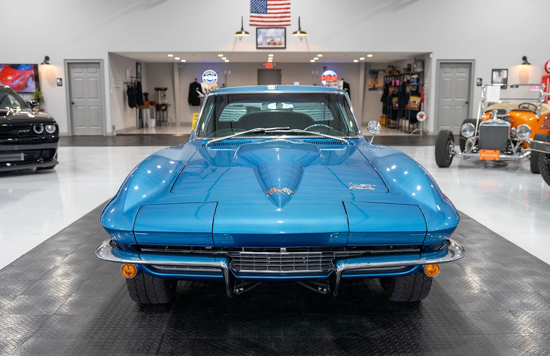 1966 Chevrolet Corvette C2 - Image 17 of 31