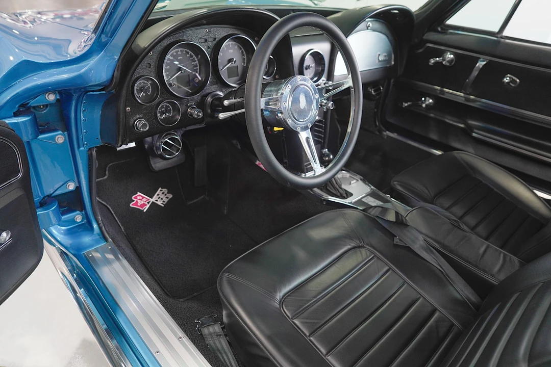 1966 Chevrolet Corvette C2 - Image 4 of 31