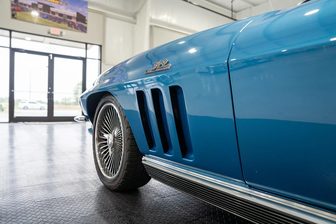 1966 Chevrolet Corvette C2 - Image 23 of 31