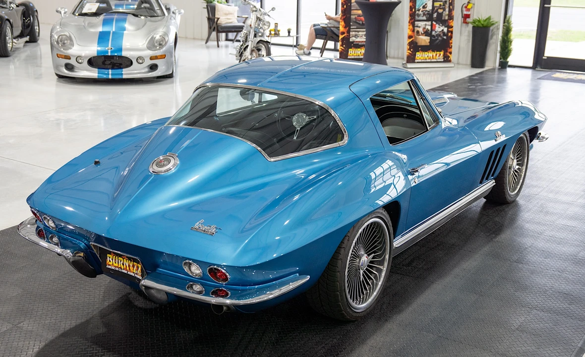 1966 Chevrolet Corvette C2 - Image 12 of 31