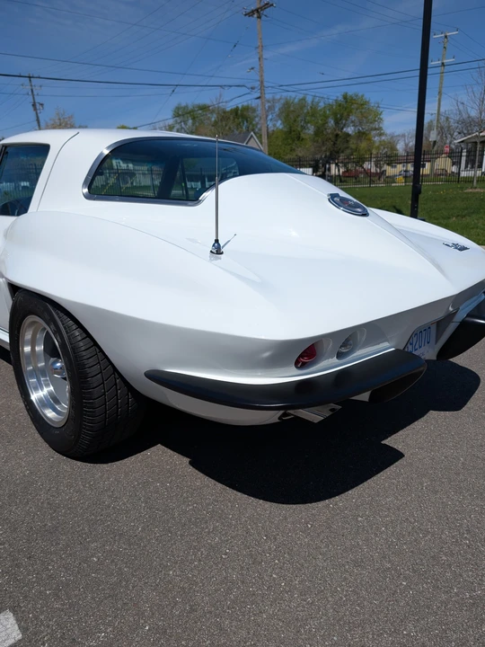 1966 Chevrolet Corvette C2 - Image 24 of 31