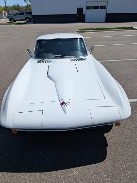 1966 Chevrolet Corvette C2 - Image 13 of 31