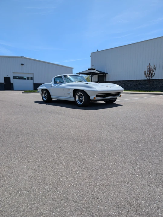 1966 Chevrolet Corvette C2 - Image 2 of 31